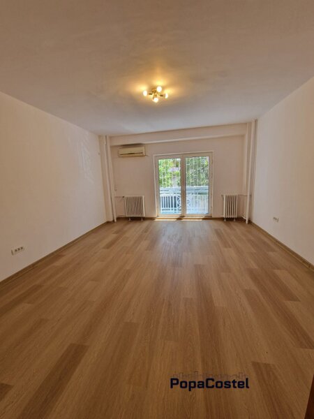 Piata Alba Iulia, Burebista 3 camere decomandate etajul 1 nemobilat, renovat