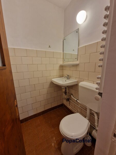 Piata Alba Iulia, Burebista 3 camere decomandate etajul 1 nemobilat, renovat