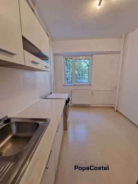Piata Alba Iulia, Burebista 3 camere decomandate etajul 1 nemobilat, renovat